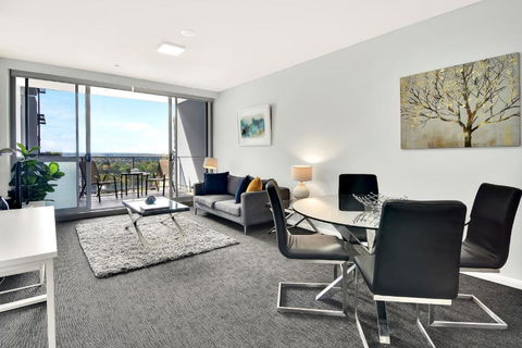 North Sydney Large Two Bedroom MIL2252402 - Hotel Accommodation 1