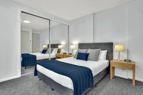 North Sydney Large Two Bedroom MIL2252402 - Hotel Accommodation 2
