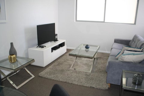 North Sydney Wyndel Apartments-MIL1005 - Hotel Accommodation 1