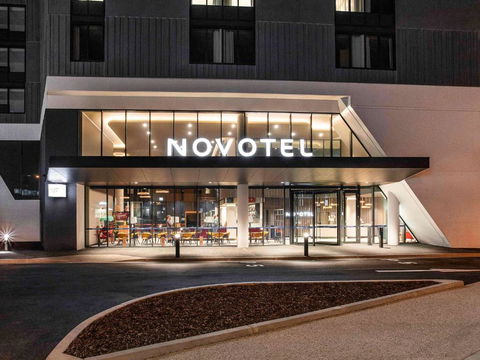 Novotel Devonport - Hotel Accommodation 0