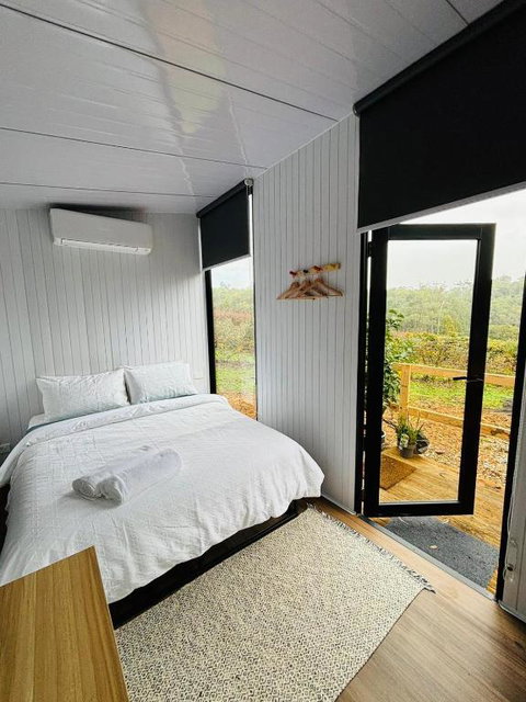 Orange 2 By Tiny Away - Hotel Accommodation 3