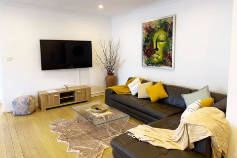 On The Esplanade - Close To Beach & Cronulla Mall With Aircon - Hotel Accommodation 1