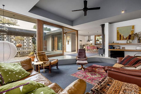 One-Dunny Beach House - Hotel Accommodation 2