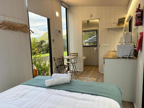 Orange 1 By Tiny Away - Hotel Accommodation 1