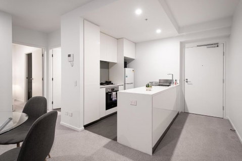 Panoramic Views 2br With Pool And Free Carpark - Hotel Accommodation 2