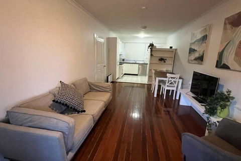Paddington Pad With Back Deck And Free Car Space Close To Suncorp - Hotel Accommodation 1