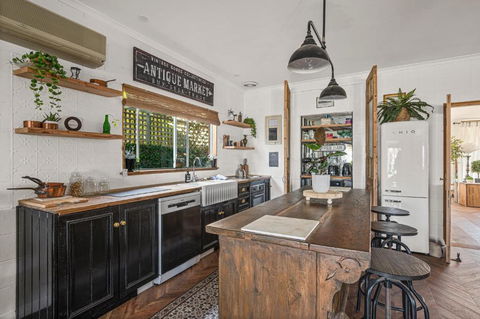 Palm Tree Cottage - Aldinga Beach - C21 SouthCoast Holidays - Hotel Accommodation 2