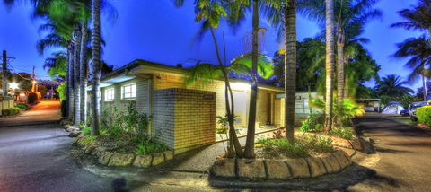 Paradise Palms Caravan Park - Hotel Accommodation 3