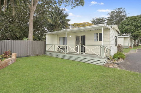 Paradise Palms Caravan Park - Hotel Accommodation 1