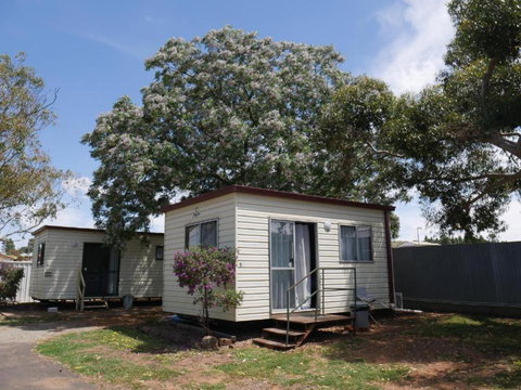 Parkes Country Cabins - Hotel Accommodation 3