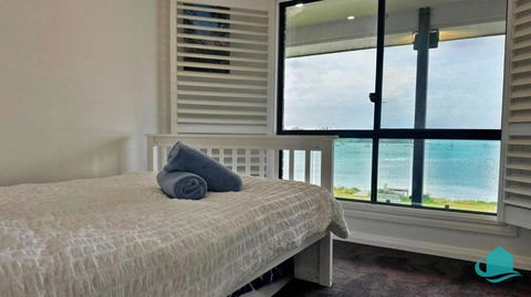 Peace In Paradise Near Nelson Bay- Waterviews, Spa, Adventures - Hotel Accommodation 1