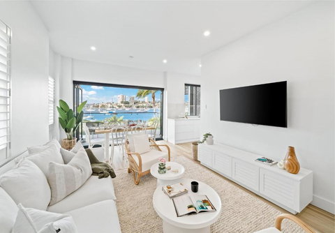 Peach At Palm View Collective - Hotel Accommodation 0