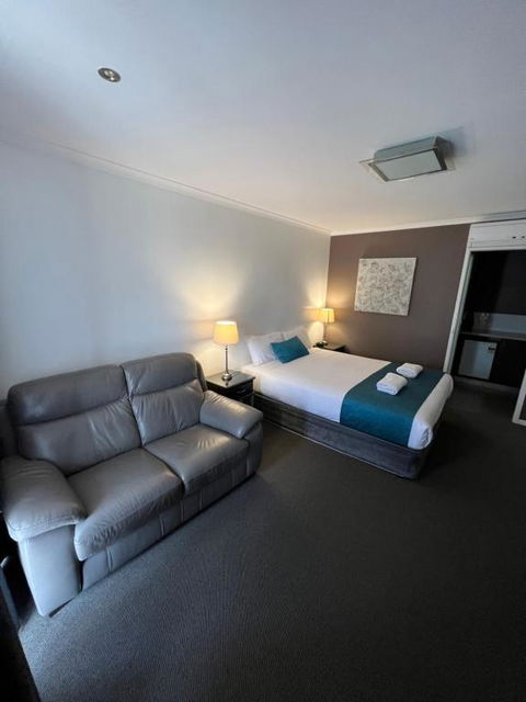 Pevensey Motor Lodge - Hotel Accommodation 3