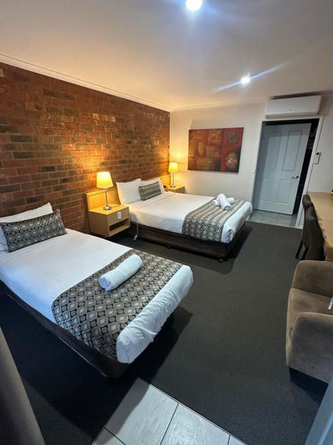 Pevensey Motor Lodge - Hotel Accommodation 1