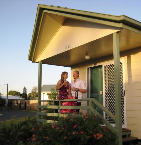 PepperTree Cabins, Kingaroy - Hotel Accommodation 0