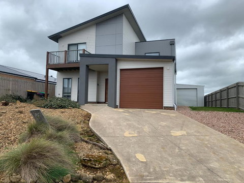 Peterborough Getaway - Hotel Accommodation 1