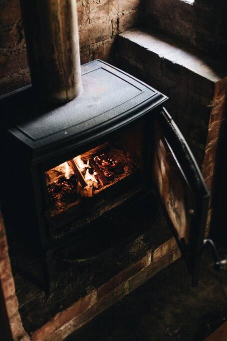 Pickers Hut - A Country Style Featured Dream Stay - Hotel Accommodation 3
