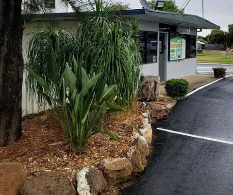 Pioneer Caravan Park - Hotel Accommodation 0