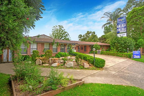 Pleasant Way River Lodge - Hotel Accommodation 0