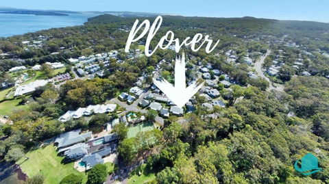 Plover Executive Deluxe Villa 25 - Hotel Accommodation 2