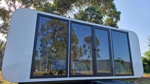 Pod Tiny Home - Hotel Accommodation 0