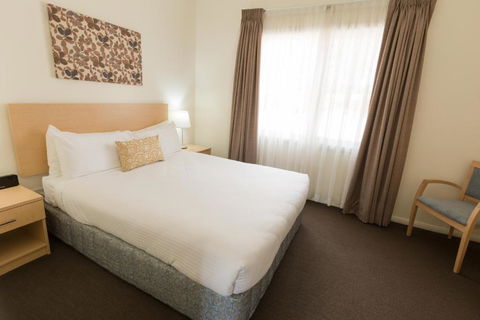 Pokolbin Village Estate - Hotel Accommodation 3