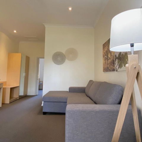 Pokolbin Village Estate - Hotel Accommodation 2