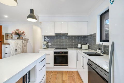 Pool House Hideaway - Hotel Accommodation 2