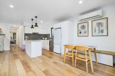 Pool House Hideaway - Hotel Accommodation 3