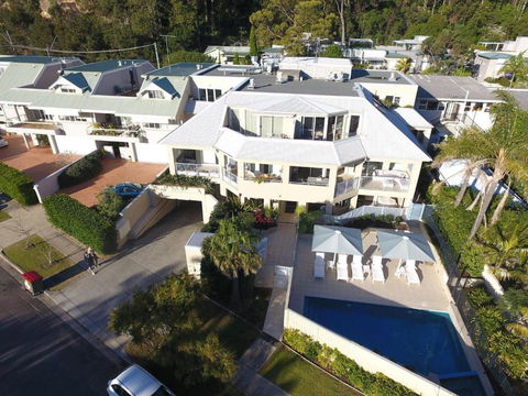 Poolside At Iluka Resort Apartments - Hotel Accommodation 3
