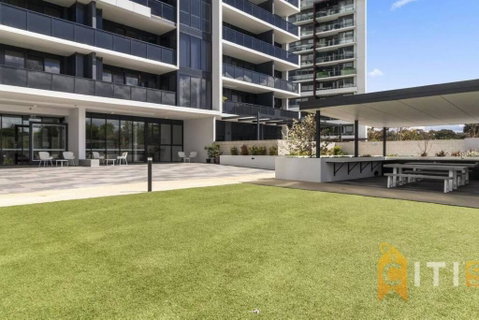 Posh In Phillip - 2bd 2bth Apt - Hotel Accommodation 2