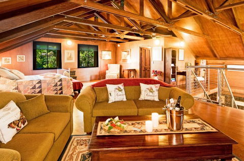 Possum Lodge At Cloudhill Estate - Hotel Accommodation 0