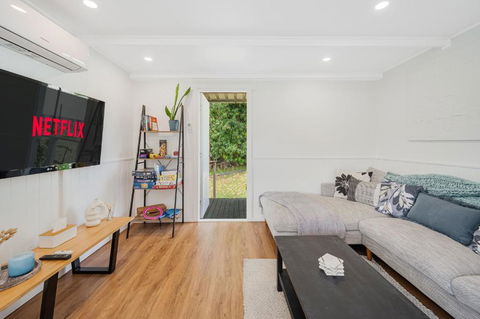 Pet Friendly Cozy Cabin - Hotel Accommodation 1