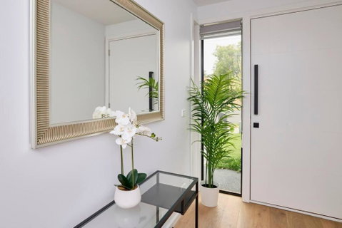 Preston Lux House 5 Bed 5 Bath - Hotel Accommodation 1