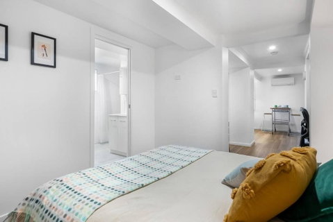 Prime Location, Stylish Space - Hotel Accommodation 2
