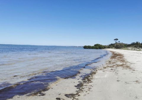 Private Beach House For Your Perfect Family Holiday - Hotel Accommodation 2