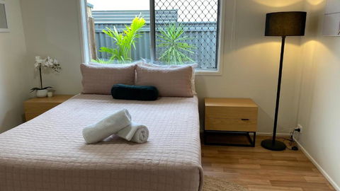 Private Guesthouse - Pet Friendly - Walk To Beach - Hotel Accommodation 2