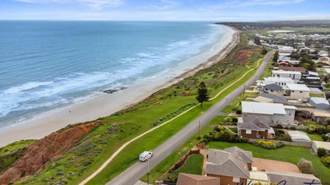 Puesta De Sol Apartment By Wine Coast Holidays - Hotel Accommodation 1