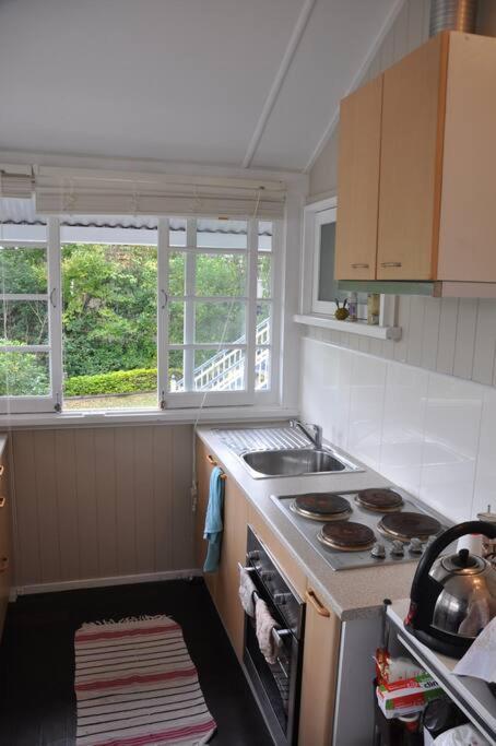 Quaint & Cosy 1 Bedroom Apartment In Queenslander. - Hotel Accommodation 3