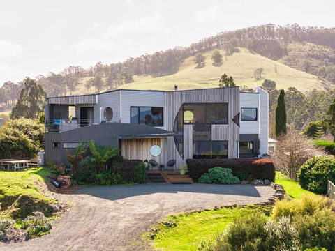 Quarry Hill Lookout - Hotel Accommodation 0