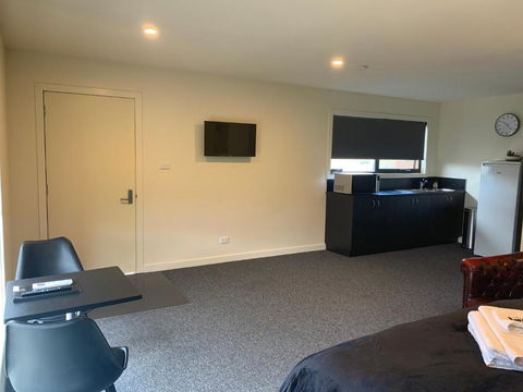 Queens Arms Hotel - Hotel Accommodation 2