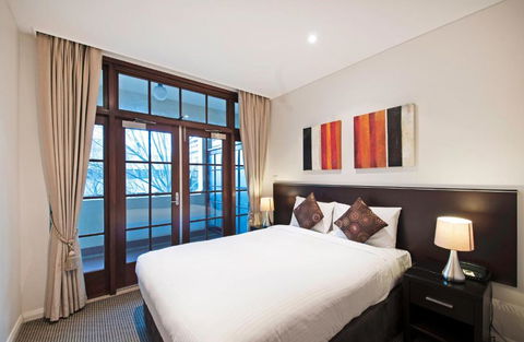 Quest Canberra - Hotel Accommodation 2