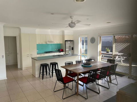 R&R By The Bay In Prime Location - Hotel Accommodation 3
