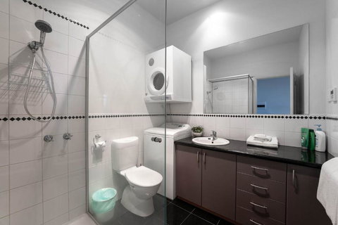 Raffless - Hotel Accommodation 3