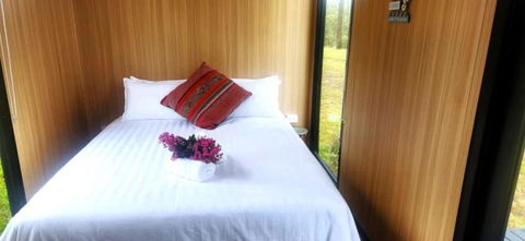 Rainbow Retreat By Tiny Away - Hotel Accommodation 2