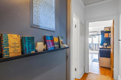 Rawsons Shack Beachfront Unit Suits Single Or Couple - Hotel Accommodation 2