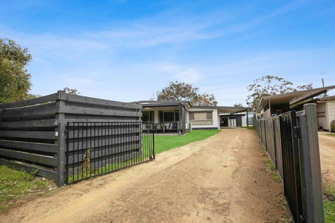 Raymond Island Retreat - Hotel Accommodation 2