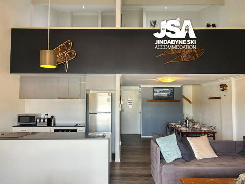Razorback 6 - Hotel Accommodation 1