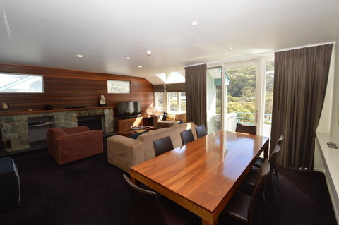 Aspect 2A - Hotel Accommodation 1