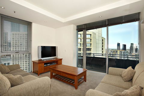 Astra Apartments Melbourne - Hotel Accommodation 2